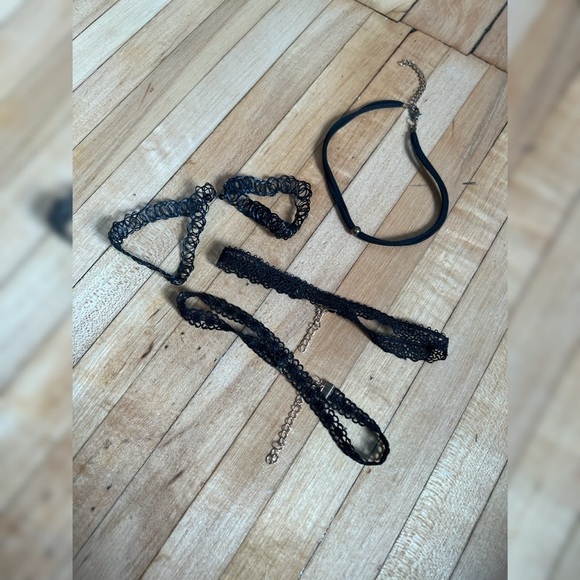 Choker necklace bundle - Picture 1 of 4